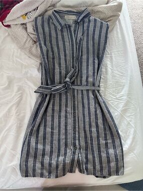 Stitch + Feather - Striped Navy Button-Front Shirt Dress with Tie Waist - Sz S